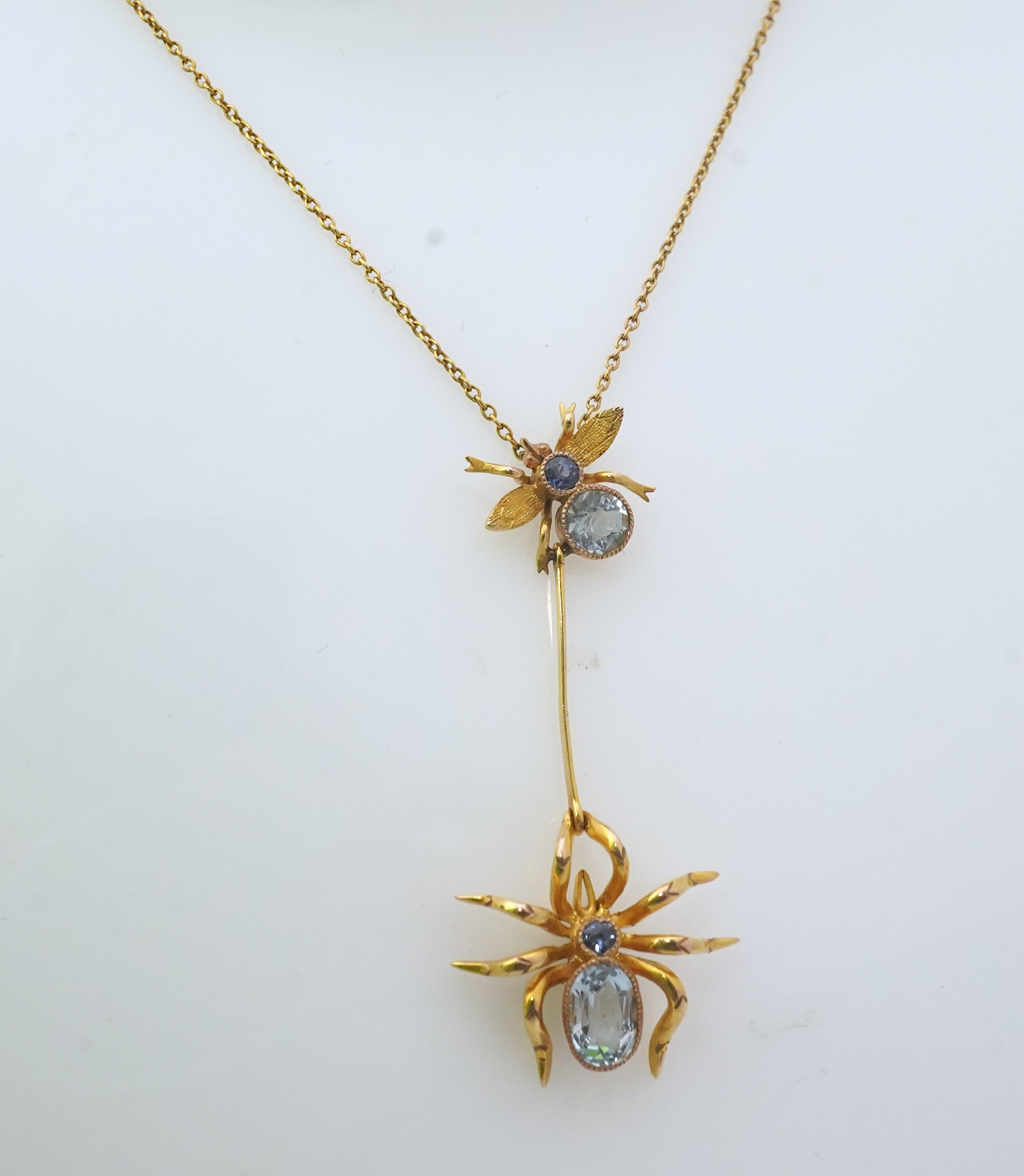 An aquamarine and sapphire necklace